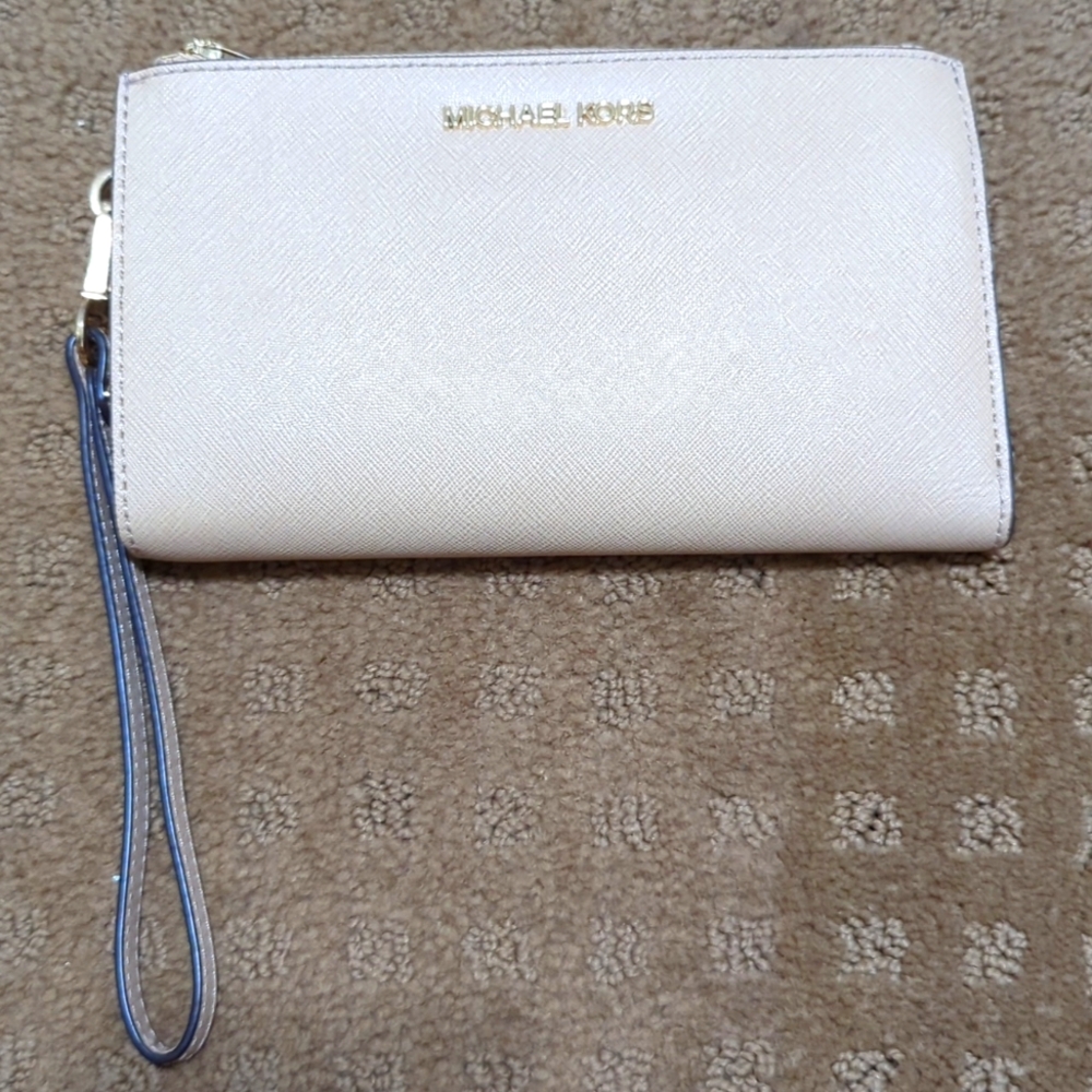 Michael Kors Smart Phone Wallet